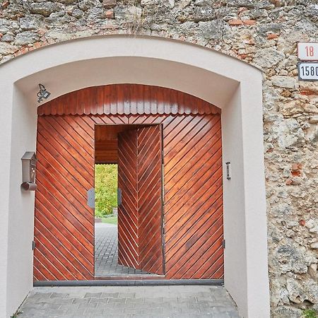 "Na Skale " Apartment In Center, Free Parking Бойнице Экстерьер фото